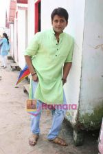 Ravi Kissan at film Santan mahurat in Malad on 5th dec 2010 (4).JPG
